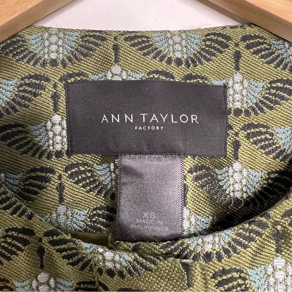 Ann Taylor Peacock Structured Blazer - Picture 3 of 7